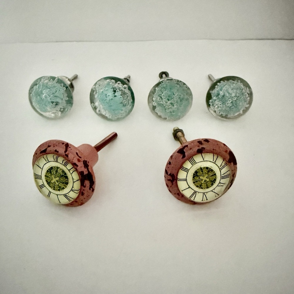 Four Clear And Blue Glass Knobs And Two Shabby Chic Pink Clock Knobs